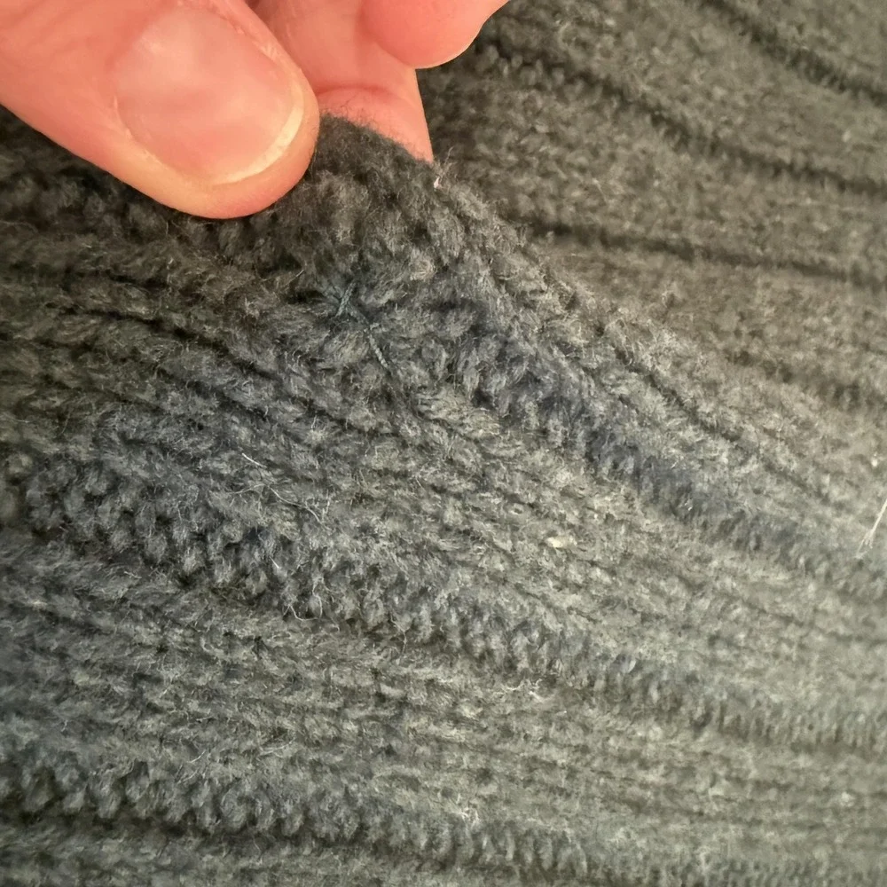 J.Crew Sweater Mens S Green Ribbed lambs wool mock neck Pullover flaw See photos